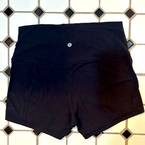 Lululemon Align 4” short